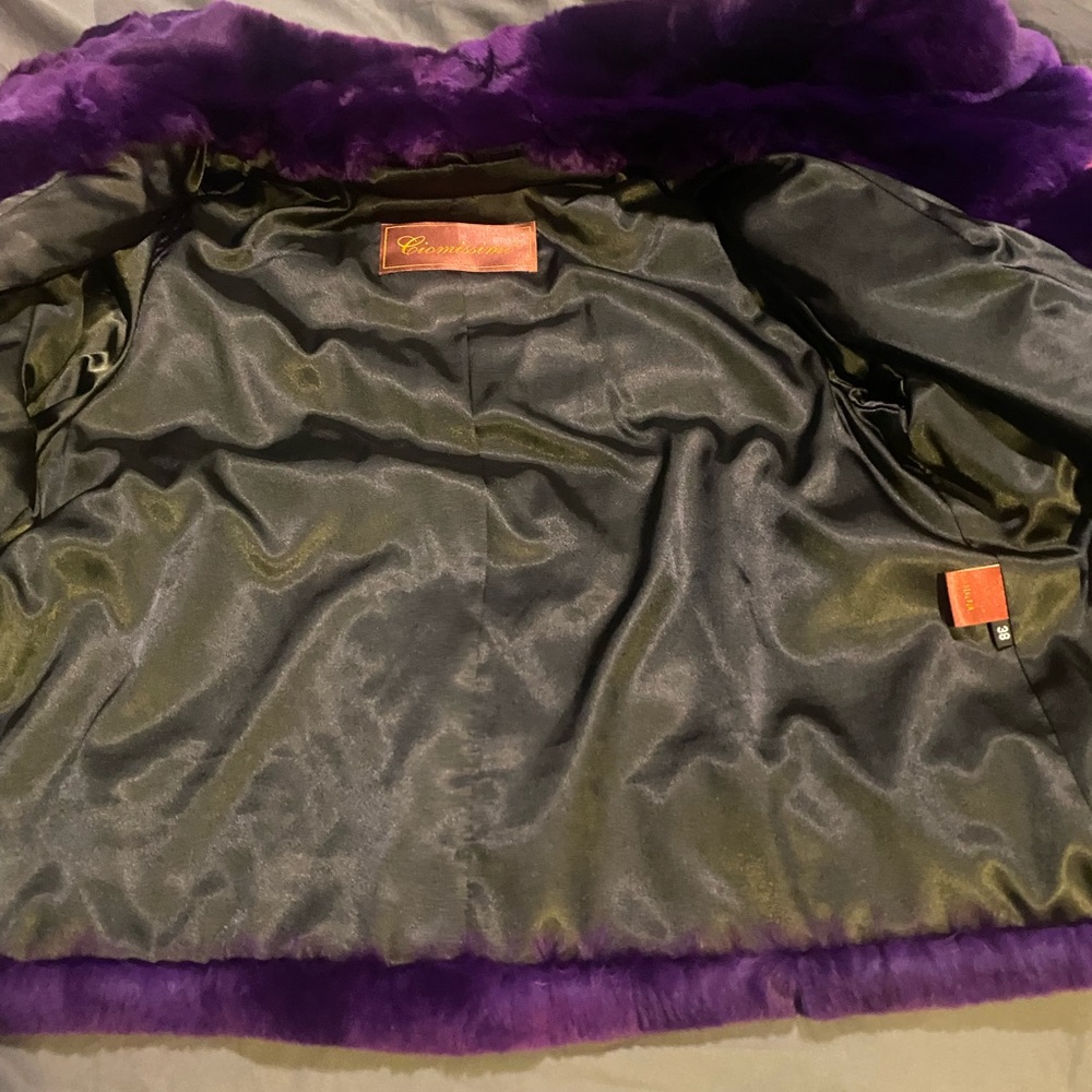 Fur 3/4 sleeve jacket size 38 worn twice a show stopper - Picture 3 of 7